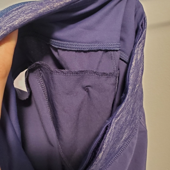 Lululemon purple speed up short - Picture 6 of 7